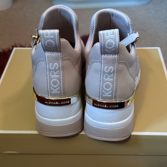 Soft Pink Michael Kors Willis Stretch Knit Trainer - Picture 4 of 5